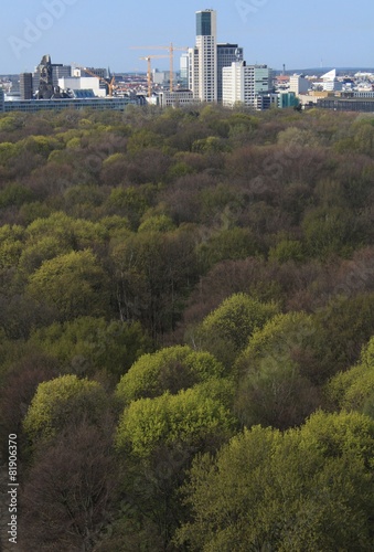 Blick   ber den Tiergarten zur City West in Berlin  2015 