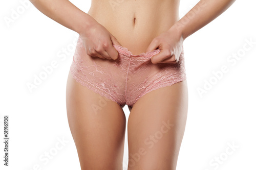 Valokuvatapetti women tightens up her lace panties