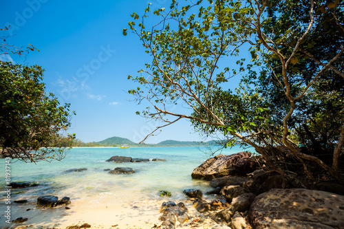 Tropical landscape of Koh Rong © sitriel