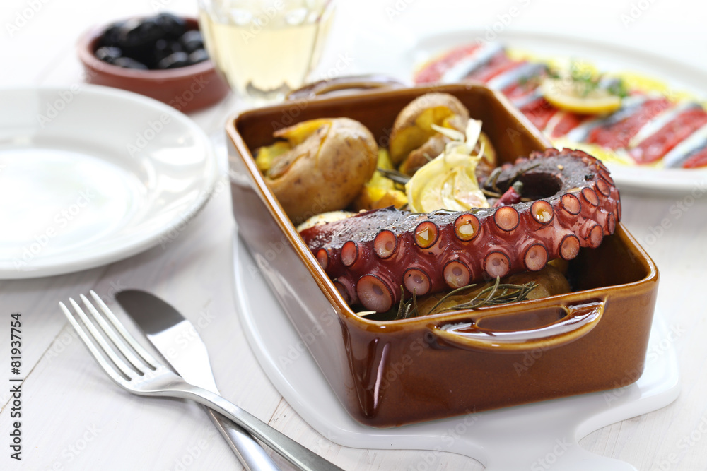 grilled octopus with potatoes, Portuguese cuisine