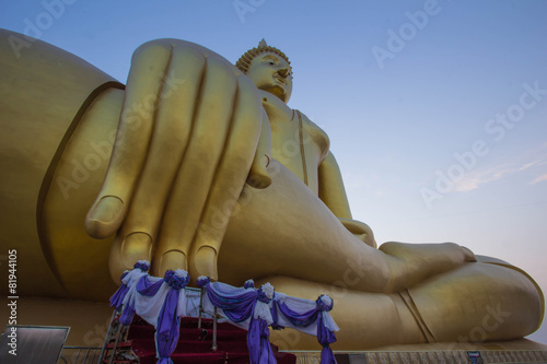 Buddha statue photo