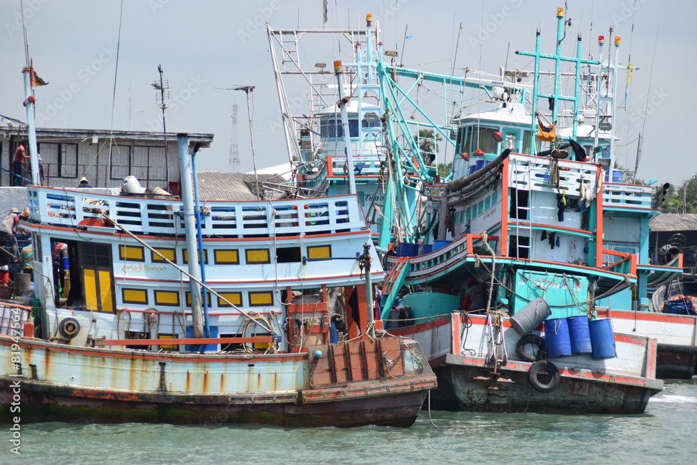 Fischerboote in Ban Phe