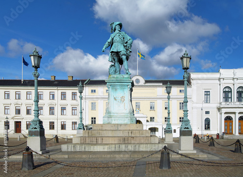 Obraz na płótnie Monument to swedish king Gustav II Adolf in Gothenburg w salonie