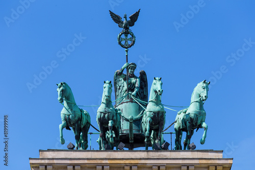 Quadriga auf dem Brandenburger Tor (Berlin, Deutschland) photo