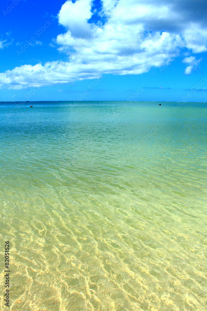沖縄のアラハビーチ