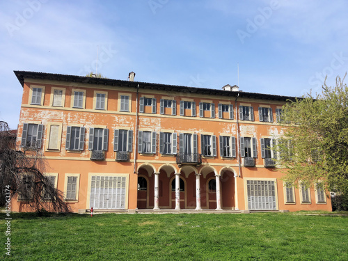 facciata villa litta modignani - milano