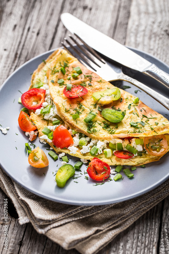 Obraz na płótnie Omelette with vegetables