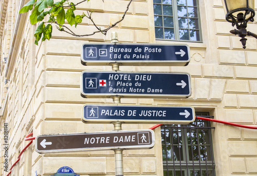Canvas Print Street sign in Paris