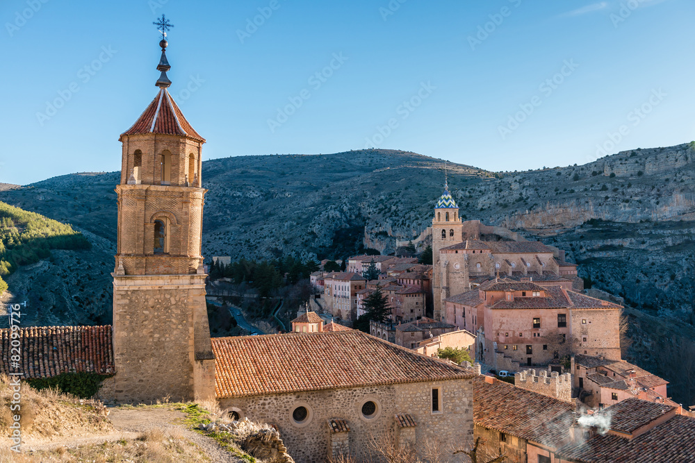 Iglesia de Santiago y Catedral de Albarracín. Teruel. España