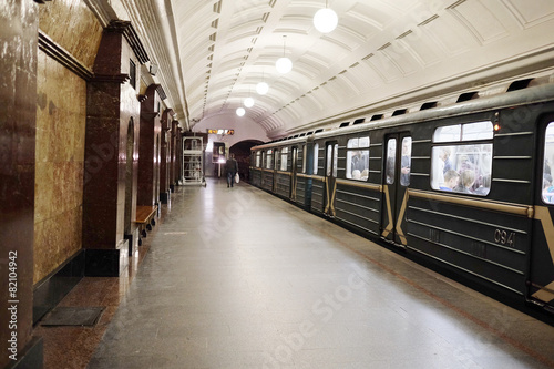 Sokolnicheskaya line - the first line of the Moscow metro.