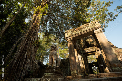 Preah Khan entrance with lions