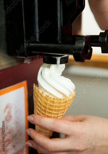 machine for soft ice-cream