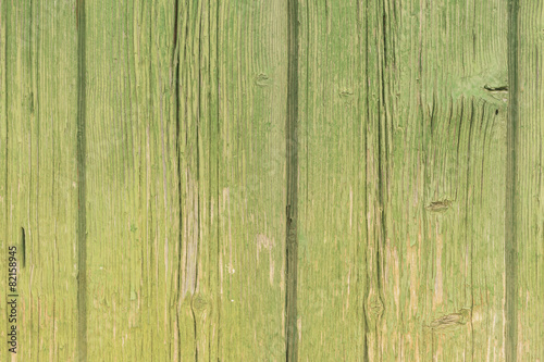 Alte Holzdielen mit grünem Farbverlauf
