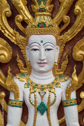 Buddhistische Tempelfigur