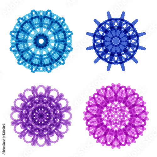 Ornament round set with mandala