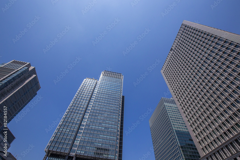 東京丸の内の高層ビル