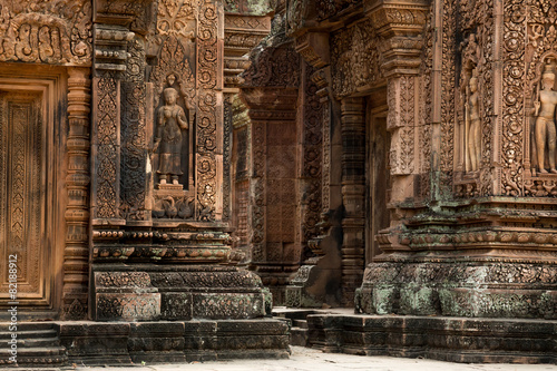 Banteay Srei walls