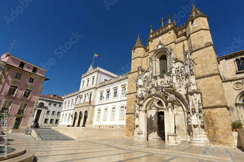 Fototapeta Naklejka Na Ścianę i Meble -  Santa Cruz Monastery, Coimbra, Portugal