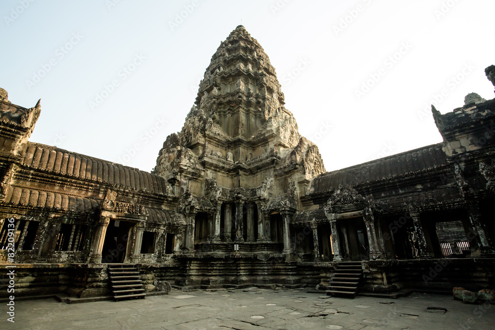 Fototapeta premium Inner tower of Angkor