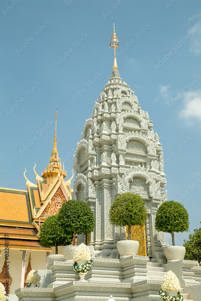 Fototapeta premium Cambodia Royal Palace, stupa