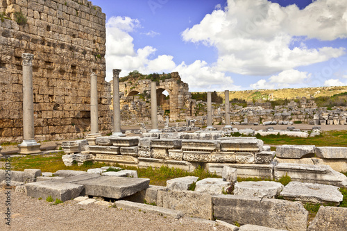 Ruins of Perge an ancient Anatolian city in Turkey. © Debu55y