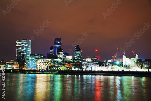Obraz na płótnie Financial district of the City of London w salonie