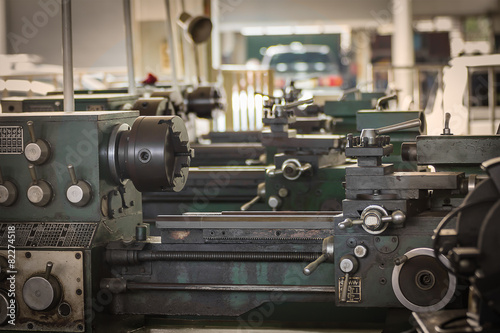 Tableau sur toile Old metal lathe machine