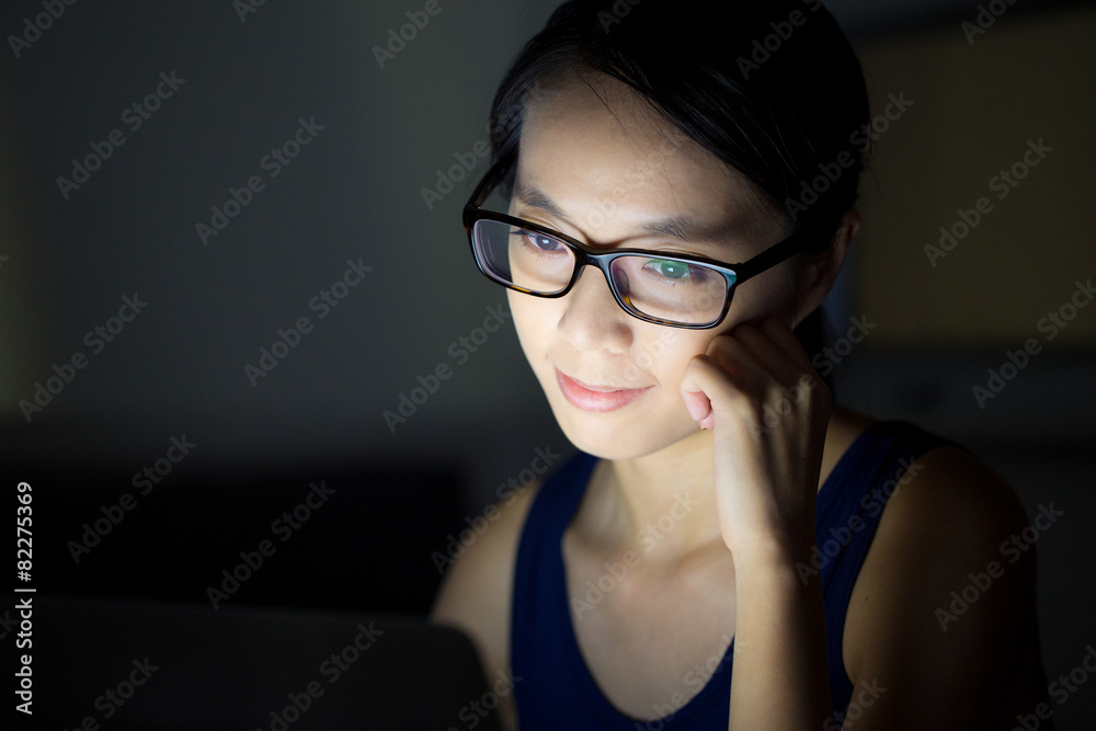 Girl in front of a computer Girl in front of a computer