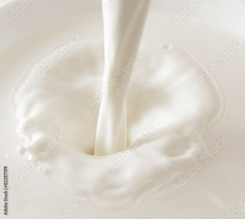 milk splash