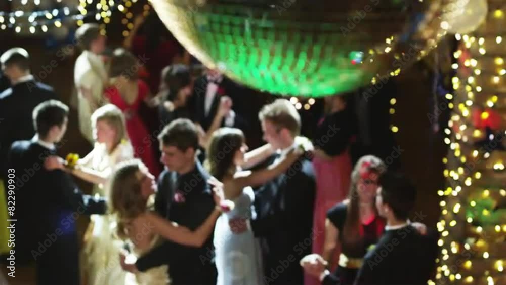 MS HA R/F Couples dancing on prom night / Cedar Hills, Utah, USA MS HA R/F Couples dancing on prom night / Cedar Hills, Utah, USA