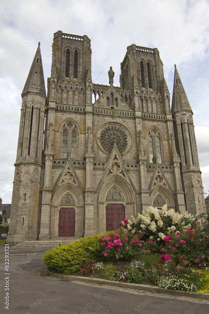 Cathédrale Saint-André d'Avranches, Gargoyle
