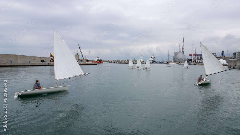 Obraz premium sailing school