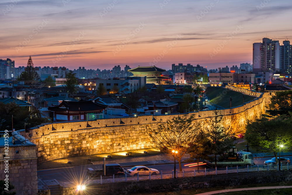 Naklejka premium Hwaseong Fortress