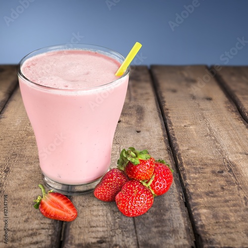 Milk. Smoothie made with strawberries
