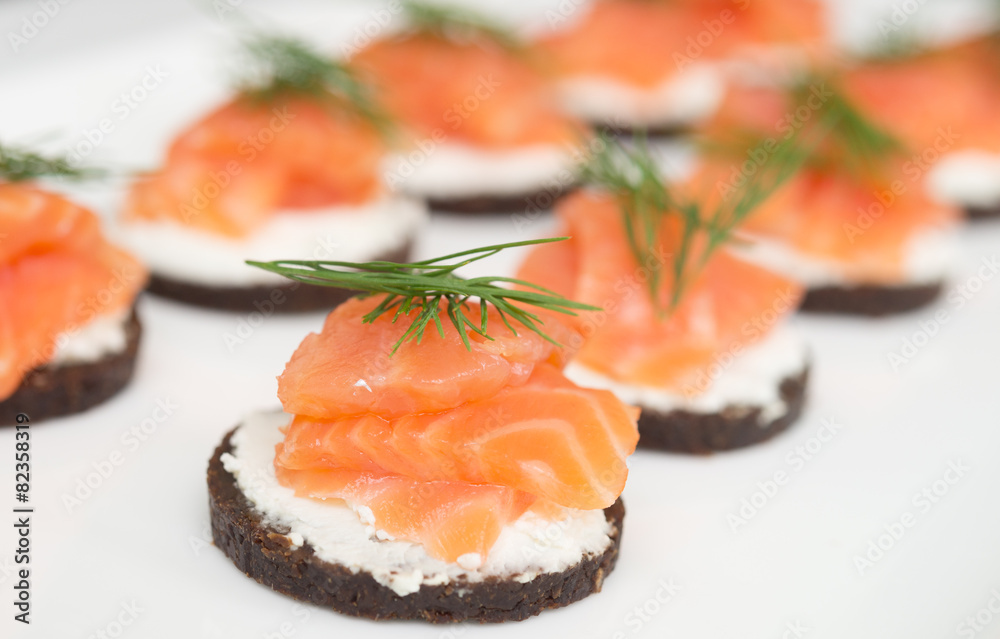 canapes canapes