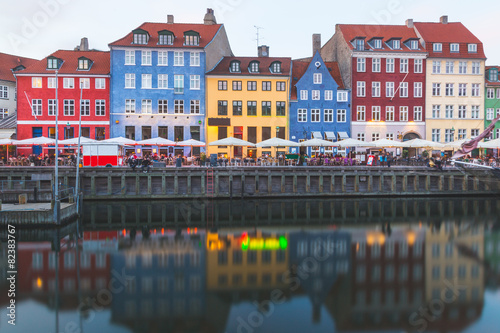 Obraz na płótnie Colorful houses in Copenhagen old town w salonie