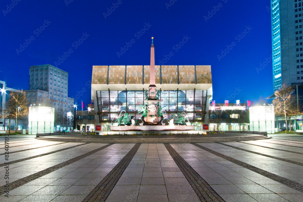 Leipziger Gewandhaus am Abend