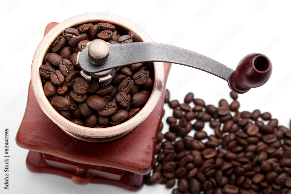Fototapeta premium Fresh Coffee Bean And Coffee Bean Grinder