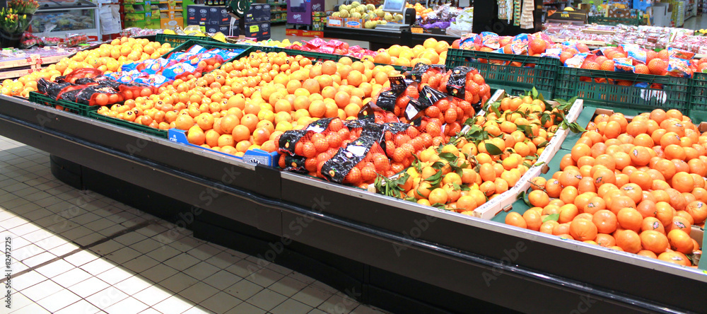Obraz premium Étalage de fruits et légumes 