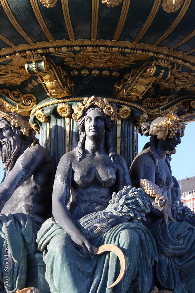 Fototapeta premium Fontaine place de la Concorde