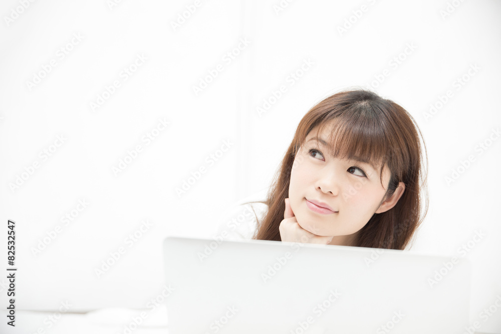 ベッドでPC ベッドでPC