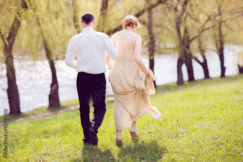 Wdding couple outdoor. photo