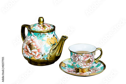 Chinaware tea pod and small drinking bowls