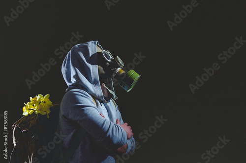 gas-mask photo