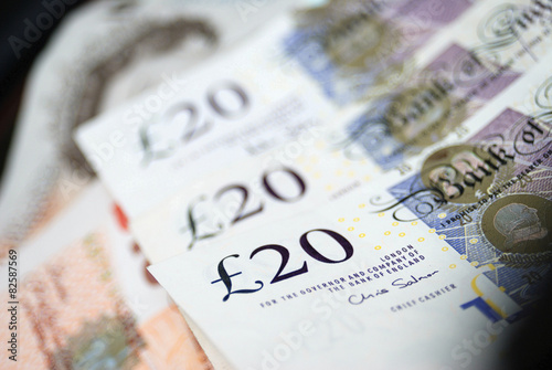 Banknotes of the pound sterling