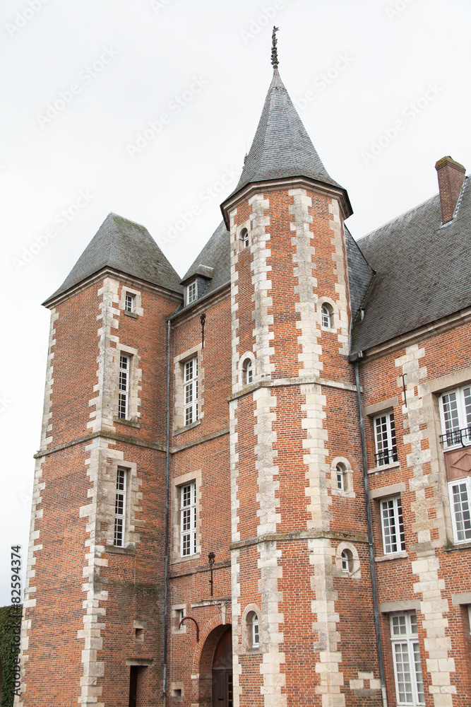 Chateau du 16ème siècle, Crèvecoeur le grand, Oise, Picardie Chateau du 16ème siècle, Crèvecoeur le grand, Oise, Picardie