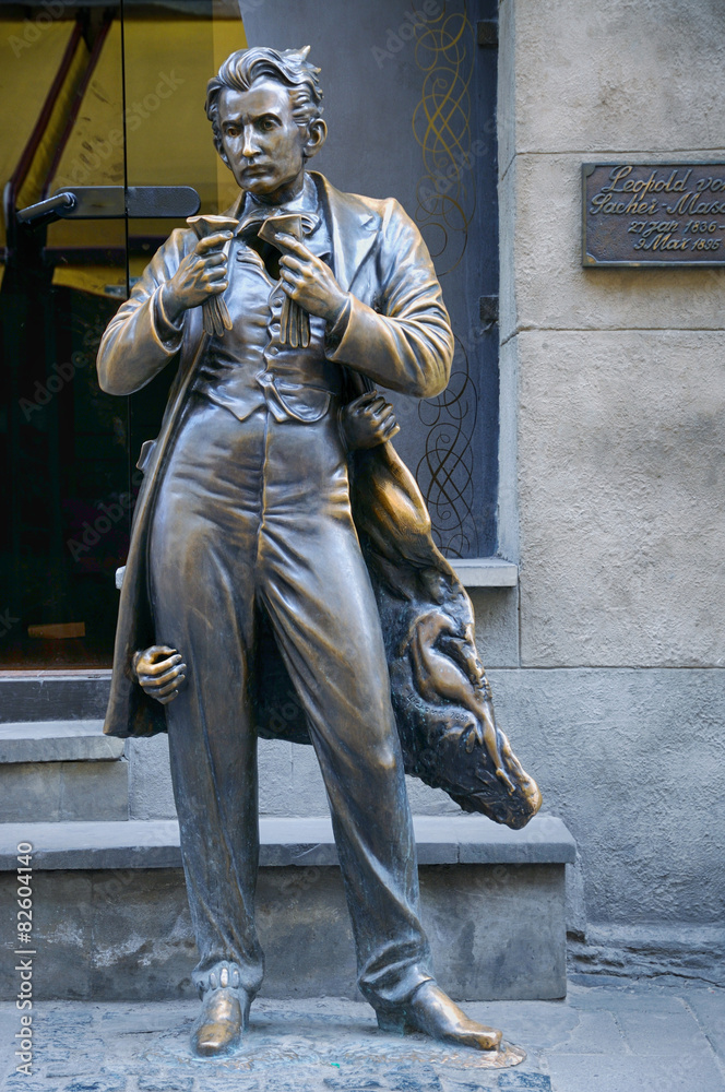 Obraz premium LVIV, UKRAINE - APRIL 16, 2015: Monument of Leopold von -M