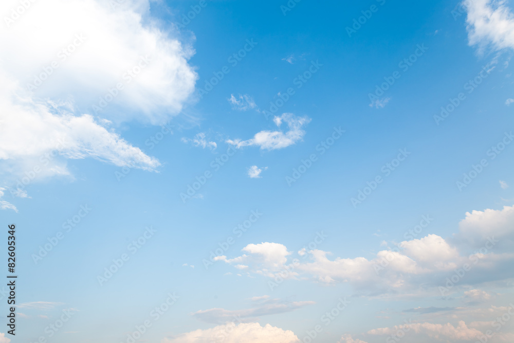 Fototapeta premium Blue sky with clouds background