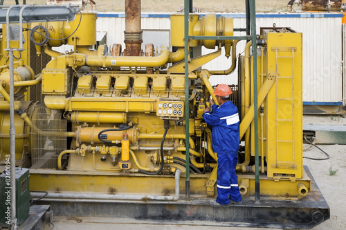 Diesel engine service