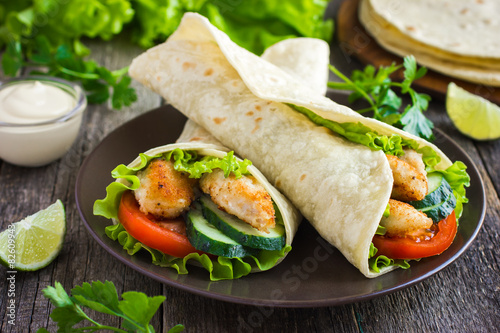  tortilla wrap with chicken and vegetables